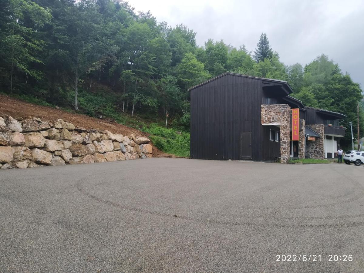 Chalet Hotel Les Marmottes 2 étoiles NN Montferrier Esterno foto